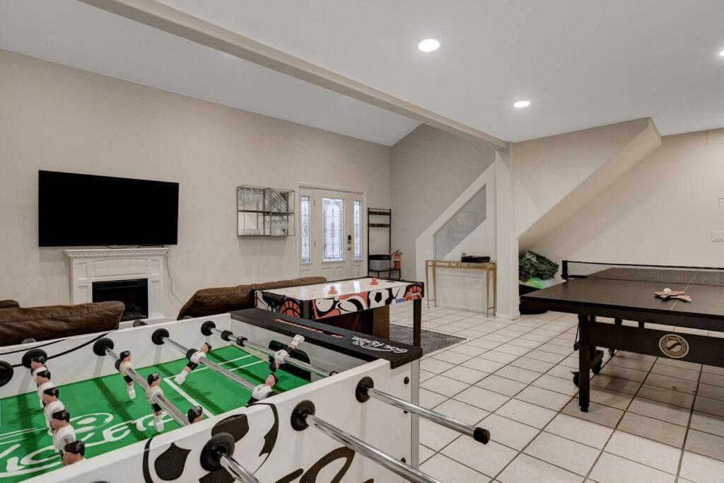 拉斯维加斯Beautiful 5Br W/King Beds, Pool & Hot Tub, Games别墅 外观 照片